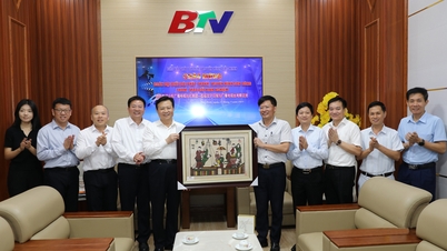 Eine Delegation des Radio- und Fernsehsenders Shandong (China) besuchte die Zeitung und den Radio- und Fernsehsender Bac Ninh und tauschte Erfahrungen mit ihnen aus