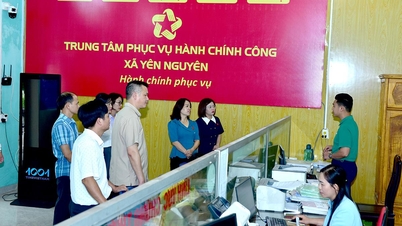 Die Delegation der Nationalversammlung der Provinz Tuyen Quang besichtigte die Gemeinden Yen Nguyen und Kim Binh.