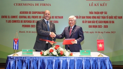 Vietnamská fronta vlasti vysílá Kubě zprávu o solidaritě