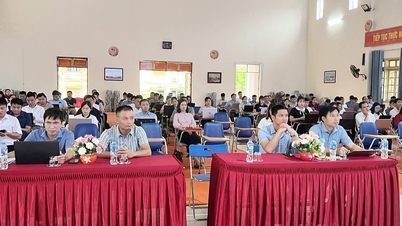 Formation sur le déploiement de la base de données du secteur de l'éducation pour les fonctionnaires et les enseignants de 124 communes et quartiers