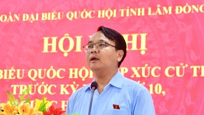Secretarul adjunct al Comitetului Partidului Provincial Lam Dong, Dang Hong Sy, s-a întâlnit cu alegătorii din districtul Phuoc Hoi
