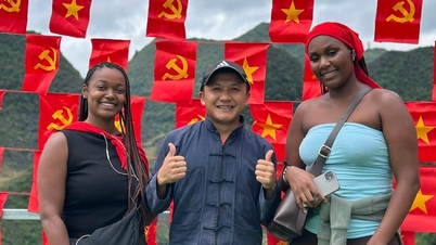 Turista occidental "adicto" al baile del niño étnico promete volver a Vietnam