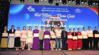 32 cá nhân được công nhận danh hiệu lễ tân giỏi