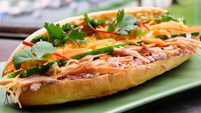 អ្នកស្រុកជាច្រើននៅក្នុងអគារផ្ទះល្វែងមួយក្នុងទីក្រុងហូជីមិញត្រូវបានបញ្ជូនទៅមន្ទីរពេទ្យបន្ទាប់ពីបរិភោគនំបុ័ង។