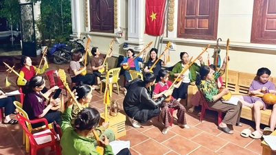 Semeando e cultivando a cultura tradicional por meio de aulas de alaúde Tinh e depois de canto - Jornal Eletrônico Cao Bang