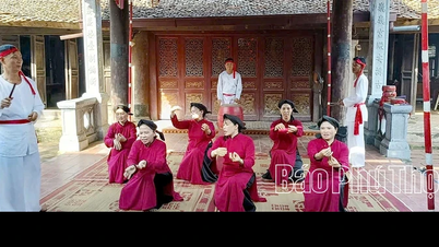 ក្រុមសហករណ៍សេវាកម្មទេសចរណ៍សហគមន៍ Hung Lo រួមចំណែកថែរក្សា និងផ្សព្វផ្សាយវប្បធម៌នៃទឹកដីដូនតា