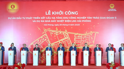 [Photo] Prime Minister Pham Minh Chinh attends the groundbreaking ceremony of two key projects in Hai Phong city