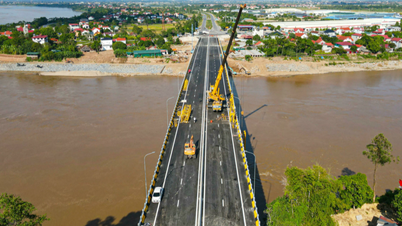 Cầu Phong Châu - công trình biểu tượng của sự hồi sinh