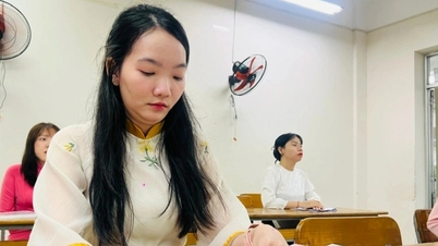 The biggest teacher recruitment exam in Ho Chi Minh City, the highest is 1 "competing" 15