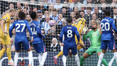 Chelsea lost miserably at home, Liverpool suffered their first defeat of the season in the Premier League