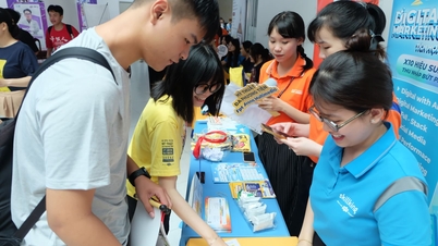 ນະຄອນ​ໂຮ່ຈີ​ມິນ​ເປີດ​ງານ​ບຸນ​ນັກ​ສຶກສາ​ໃໝ່ 2025