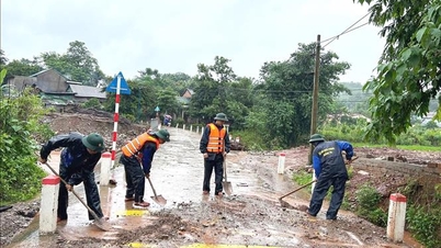 Ứng phó bão số 10: Bộ đội Biên phòng bám sát địa bàn, tích cực hỗ trợ nhân dân