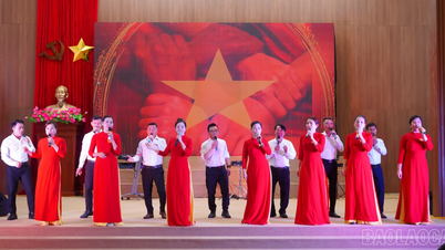 Muong Khuong: Kegiatan budaya dan olahraga yang menarik untuk menyambut Kongres Partai di semua tingkatan