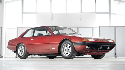 Nézd meg az F1-bajnok Niki Lauda 1973-as Ferrari 365 GT4-esét
