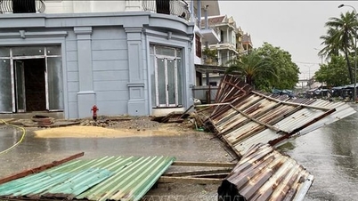 Quảng Trị: 12 người mất tích trong bão số 10