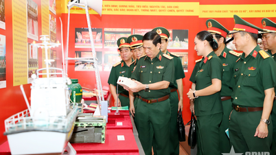 General Phan Van Giang inspected preparations to ensure service for the 12th Party Congress of the Army.