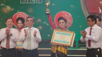 Đặng Thị Thùy Dương, cô gái diễn vai độc mùi, đoạt Chuông vàng vọng cổ 2025