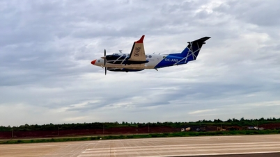 Dividing the exploitation of Long Thanh and Tan Son Nhat airports into two phases
