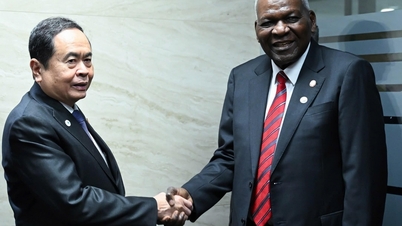 Ambassador Le Quang Long: The visit of the President of the Cuban National Assembly continues and concretizes high-level agreements
