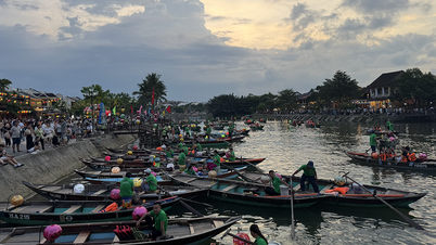 សំបុត្រ​ទស្សនា​តម្លៃ​សមរម្យ​មួយ​ណា?