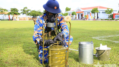 Courage and determination of Navy chemical soldiers