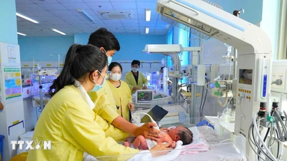 Bayi yang lahir pada Hari Kemerdekaan negara tersebut