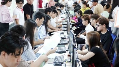 Hohe Studiengebühren, wo finden Studierende Unterstützung?