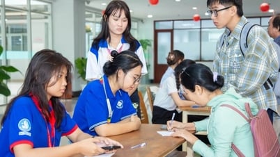 Vừa nhập học, tân sinh viên đã "đau đầu" với bài thi tiếng Anh đầu vào