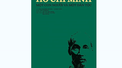 Un joli livre d'images italien sur le président Ho Chi Minh
