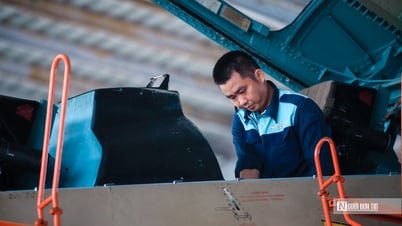 Temui orang yang memastikan keselamatan lepas landas pesawat tempur Su-30MK2