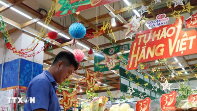 នាយករដ្ឋមន្ត្រី​ស្នើ​ជំរុញ​ការ​អនុវត្ត​ដំណោះស្រាយ​ដើម្បី​អភិវឌ្ឍ​ទីផ្សារ​ក្នុងស្រុក។