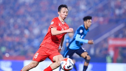Vietnam team says goodbye to AFF Cup 2024 hero, opportunity for U.23 stars
