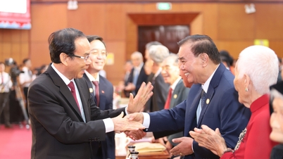 លោក Nguyen Van Nen៖ “ប្រជាជនត្រូវតែជាមជ្ឈមណ្ឌល កម្មាភិបាលត្រូវតែតស៊ូដើម្បីអភិវឌ្ឍន៍មាតុភូមិ”