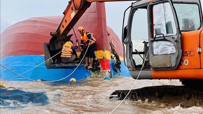 Two bodies suspected to be those of missing crew members found in the sinking of a fishing boat at Gianh River estuary
