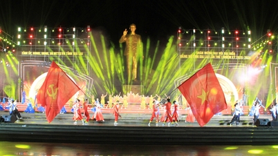 កម្មវិធីសិល្បៈពិសេស ដើម្បីស្វាគមន៍មហាសន្និបាតលើកទី១ គណៈកម្មាធិការបក្សខេត្ត Gia Lai អាណត្តិ 2025 - 2030