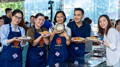 From the streets to the shopping malls, Thai cuisine captivates tourists