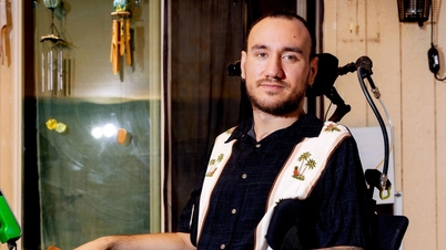 18 months living with brain chip of quadriplegic man