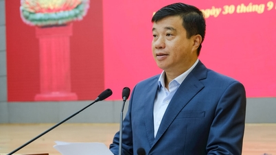 Opening of the 4th Conference of the Lam Dong Provincial Party Executive Committee