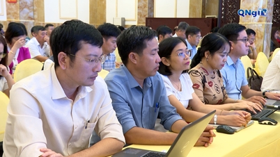 Training in speaking skills and providing information to the press