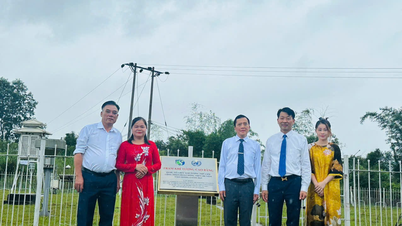 Ceremony to hang the Cao Bang Meteorological Station's signboard on its 100th anniversary