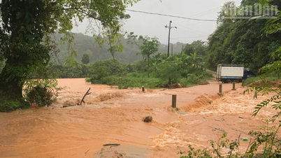 Heavy rain causes flooding, landslides and 2 people missing in Son La