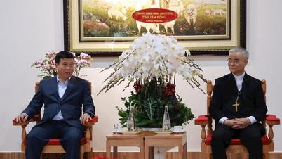 Lam Dong Provincial Party Secretary visits the Diocese of Da Lat