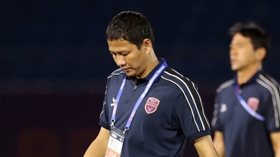 Coach Anh Duc says goodbye to Becamex TP.HCM Club: 'Should stop for everything to be better'