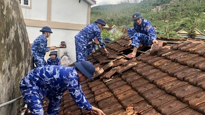 Coast Guard actively helps people overcome the consequences of storm Bualoi