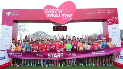 Lomba lari 'Run For The Heart' 2025 berhasil mengumpulkan 5 miliar VND untuk anak-anak yang menjalani operasi jantung