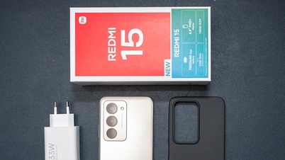 Redmi 15 হ্যান্ডস-অন: 7000mAh ব্যাটারি এবং 144Hz ডিসপ্লে সহ মূলধারার সেগমেন্টে নেতৃত্ব দিচ্ছে