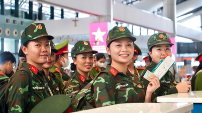 Chuyến bay đặc biệt chở những 'bông hồng thép' rời Hà Nội sau nhiệm vụ A80