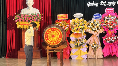 Gần 300 học sinh, sinh viên Trường Cao đẳng Sư phạm Quảng Trị bước vào năm học mới