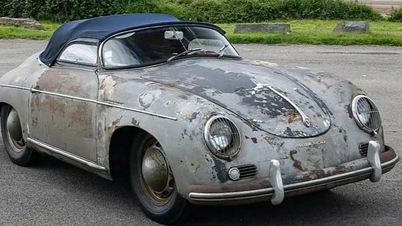 Porsche 356 1955 termahal di dunia "tidur" di gudang selama 60 tahun