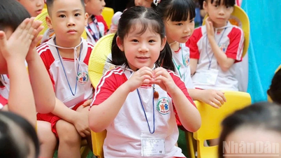 학교 첫날의 감동적인 하이라이트